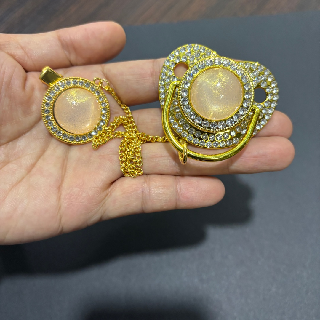 Adorable protège-tétine pour b - Baby Food Healthy avis et prix